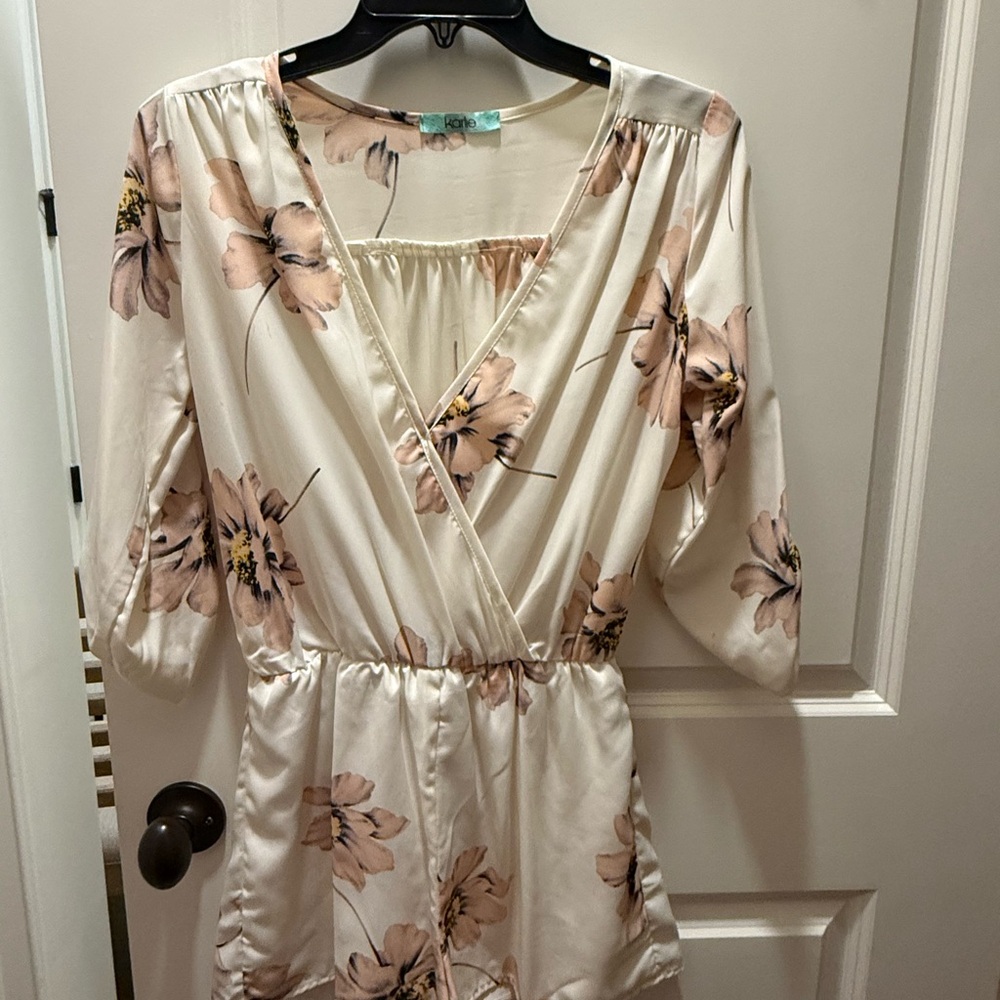 Karlie Floral Romper Shorts Size Small